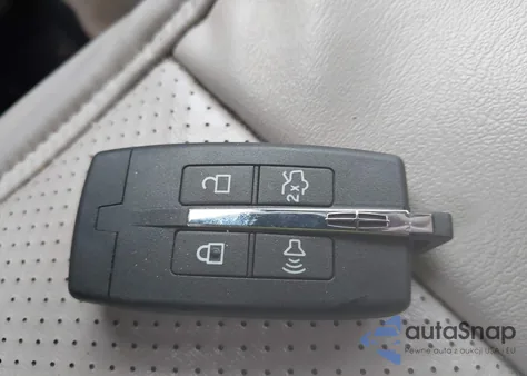 2010 Lincoln Mkt z USA, uszkodzony, nr VIN 2LMHJ5FR2ABJ15606